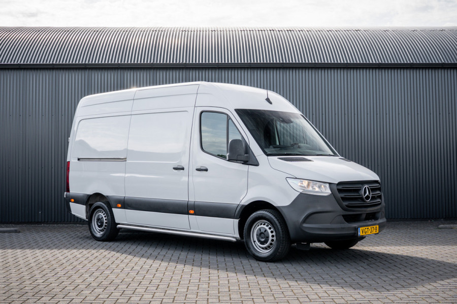 Mercedes-Benz Sprinter 311 CDI RWD L2H2 | Volledig Ingericht | Mbux | Camera | Climatronic