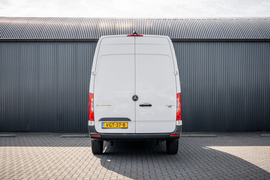 Mercedes-Benz Sprinter 311 CDI RWD L2H2 | Volledig Ingericht | Mbux | Camera | Climatronic