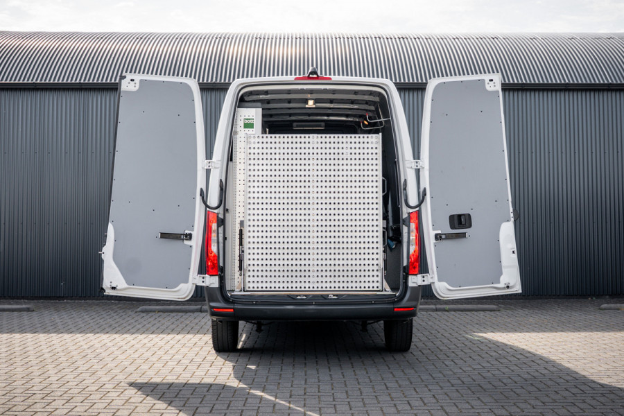 Mercedes-Benz Sprinter 311 CDI RWD L2H2 | Volledig Ingericht | Mbux | Camera | Climatronic