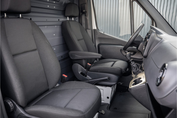Mercedes-Benz Sprinter 311 CDI RWD L2H2 | Volledig Ingericht | Mbux | Camera | Climatronic