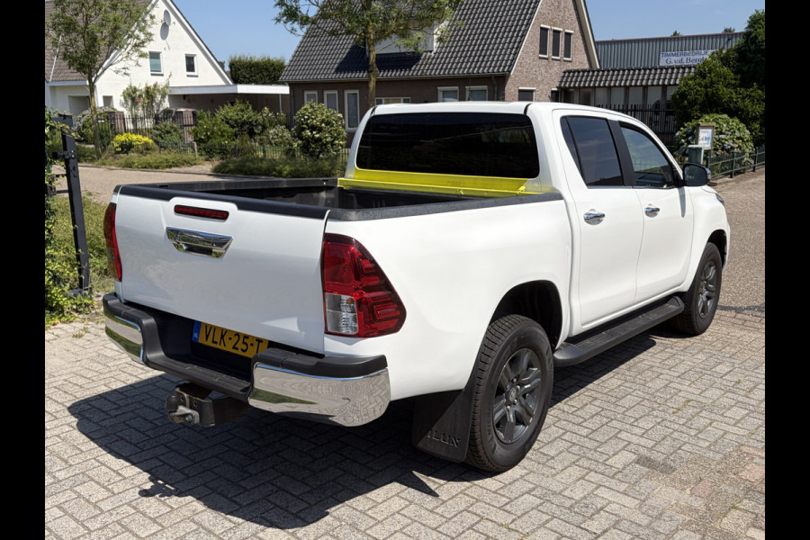 Toyota Hilux 2.4 D-4D 150PK E6 Aut. 4WD Double Cab Professional ✓ camera ✓ Trekhaak 3,5Ton