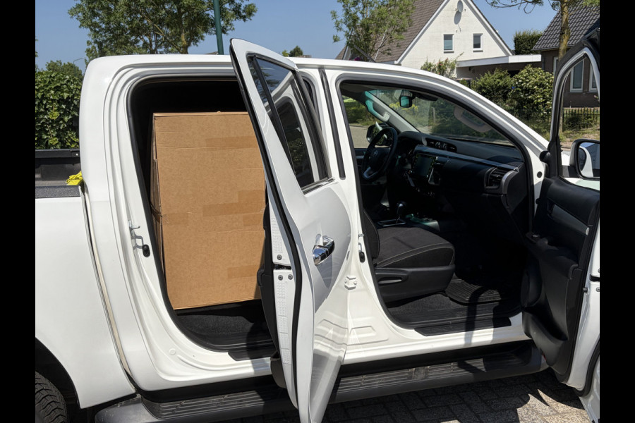 Toyota Hilux 2.4 D-4D 150PK E6 Aut. 4WD Double Cab Professional ✓ camera ✓ Trekhaak 3,5Ton