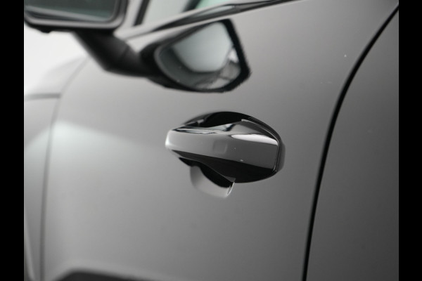 Volvo XC40 Ultimate Recharge 70 kWh 231pk | Panodak | Warmtepomp | Adaptive Cruise | 360 Camera | Harman / Kardon | Alcantara Sportstoelen Memory & Verwarmd | Stuur Verwarmd | Google Assistent | Apple Carplay | Keyless | Blis | DAB |