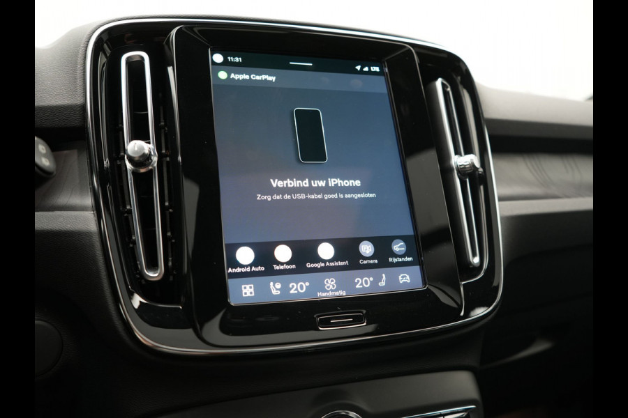 Volvo XC40 Ultimate Recharge 70 kWh 231pk | Panodak | Warmtepomp | Adaptive Cruise | 360 Camera | Harman / Kardon | Alcantara Sportstoelen Memory & Verwarmd | Stuur Verwarmd | Google Assistent | Apple Carplay | Keyless | Blis | DAB |