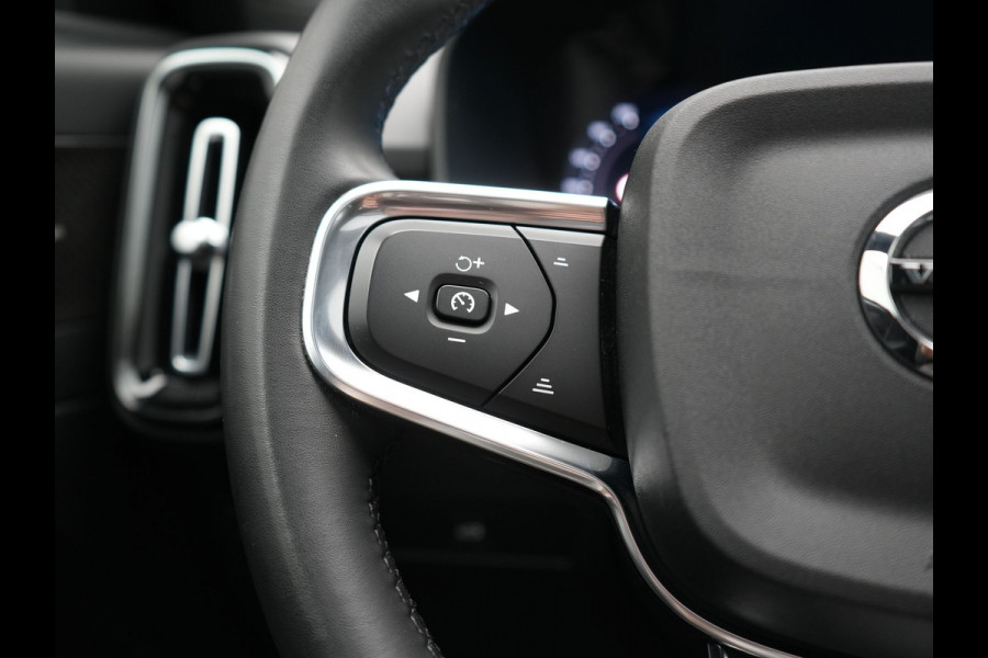 Volvo XC40 Ultimate Recharge 70 kWh 231pk | Panodak | Warmtepomp | Adaptive Cruise | 360 Camera | Harman / Kardon | Alcantara Sportstoelen Memory & Verwarmd | Stuur Verwarmd | Google Assistent | Apple Carplay | Keyless | Blis | DAB |