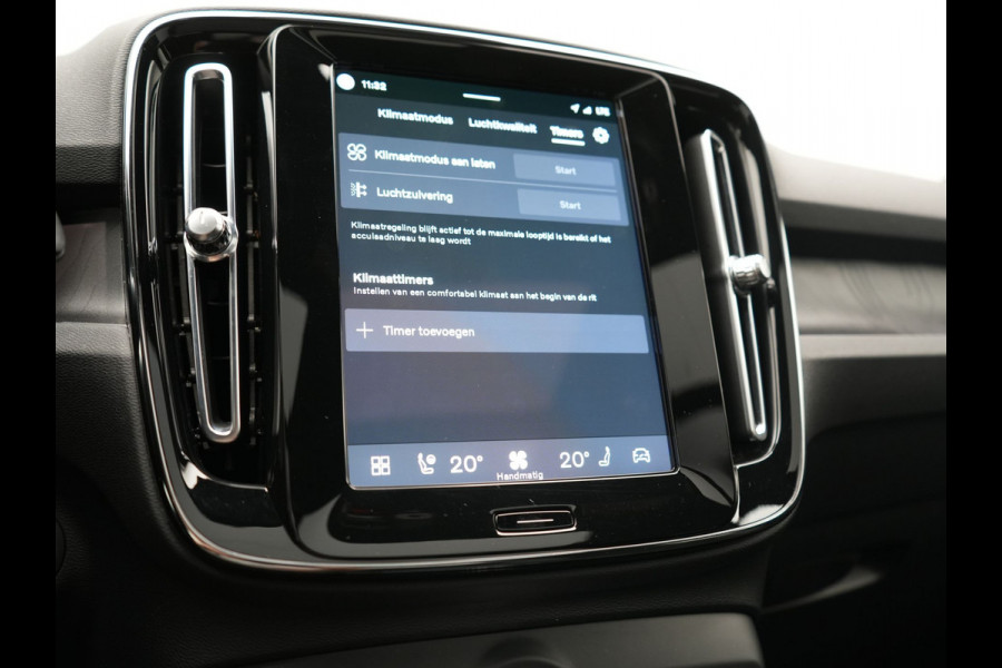 Volvo XC40 Ultimate Recharge 70 kWh 231pk | Panodak | Warmtepomp | Adaptive Cruise | 360 Camera | Harman / Kardon | Alcantara Sportstoelen Memory & Verwarmd | Stuur Verwarmd | Google Assistent | Apple Carplay | Keyless | Blis | DAB |