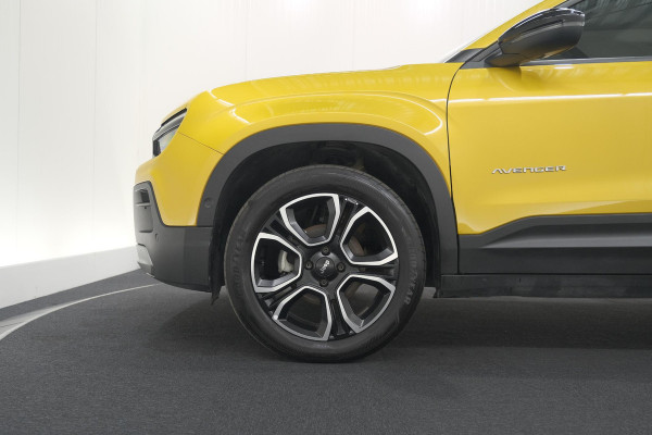 Jeep Avenger Turbo 100 Summit | Camera | Dodehoekdetectie | Adaptieve Cruise Control | Apple Carplay