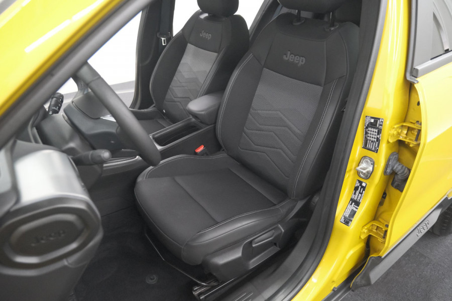 Jeep Avenger Turbo 100 Summit | Camera | Dodehoekdetectie | Adaptieve Cruise Control | Apple Carplay