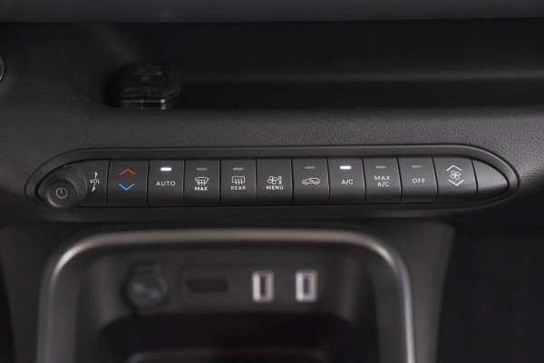 Jeep Avenger Turbo 100 Summit | Camera | Dodehoekdetectie | Adaptieve Cruise Control | Apple Carplay