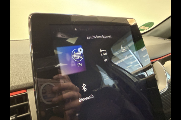 Renault Arkana 1.6 E-Tech Hybrid 145 R.S. Line Carbon inleg ACC PDC Camera Carplay Blindspot