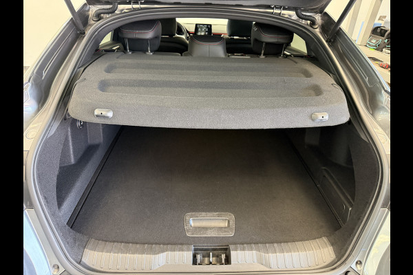 Renault Arkana 1.6 E-Tech Hybrid 145 R.S. Line Carbon inleg ACC PDC Camera Carplay Blindspot
