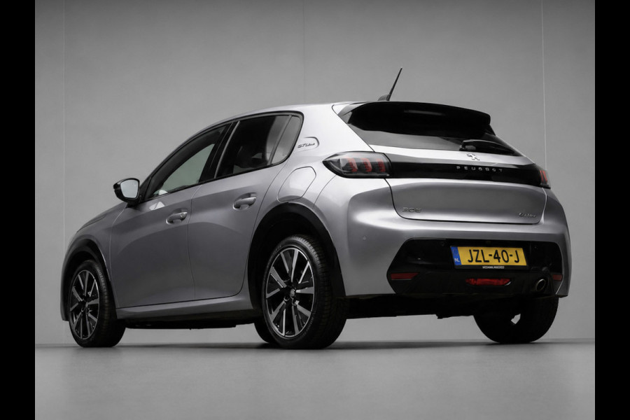 Peugeot 208 1.2 PureTech Allure Sport (APPLE CARPLAY,NAVI,CAMERA,360 VIEW,CLIMATE,CRUISE,GETINT,SPORTSTOELEN,LM VELGEN)
