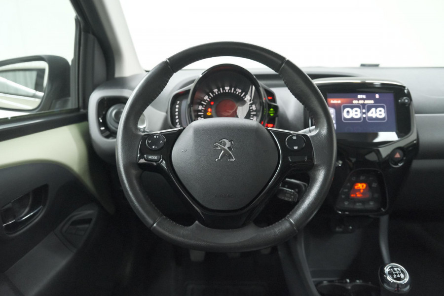 Peugeot 108 1.0 e-VTi Allure | Camera | Climate Control | Apple Carplay | 15 Inch Lichtmetalen Velgen