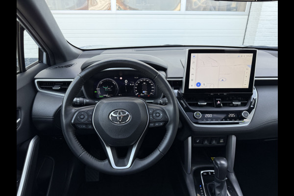 Toyota Corolla Cross Hybrid 140 Style | Pano | ACC | CarPlay | Camera | Keyless | 18 inch