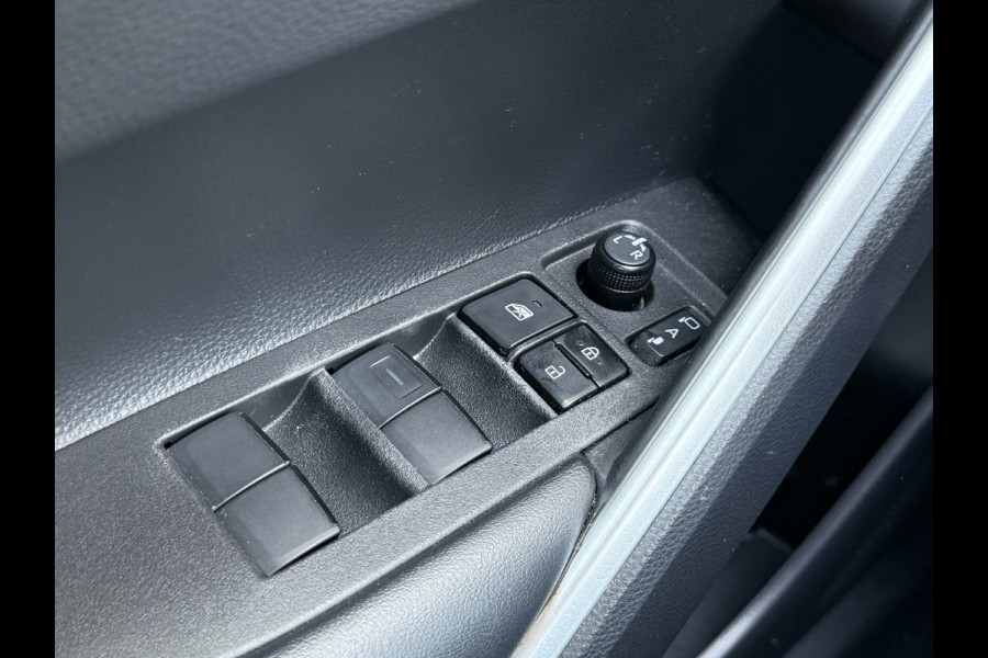 Toyota Corolla Cross Hybrid 140 Style | Pano | ACC | CarPlay | Camera | Keyless | 18 inch