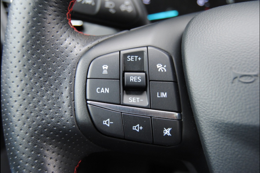 Ford FOCUS Wagon 1.5 EcoB. ST L. Bns