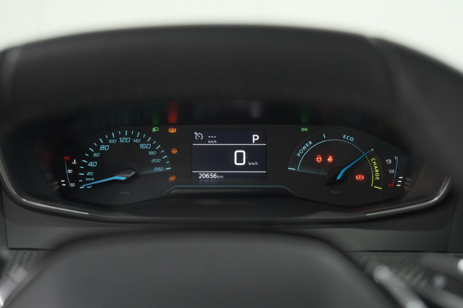 Peugeot 2008 1.2 Hybrid 136 Style | Apple Carplay | Parkeersensoren | Climate Control