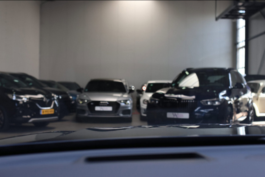 Volvo XC60 2.0 T8 Ultra Black Edition *B&W*Pano*Massage*Luchtvering*