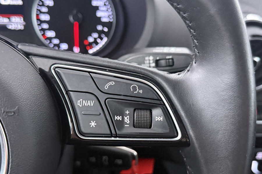 Audi A3 Sportback 1.0 TFSI Pro Line (NAVIGATIE, CLIMA, LED, PDC, STUURBEDIENING, MULTIMEDIA)