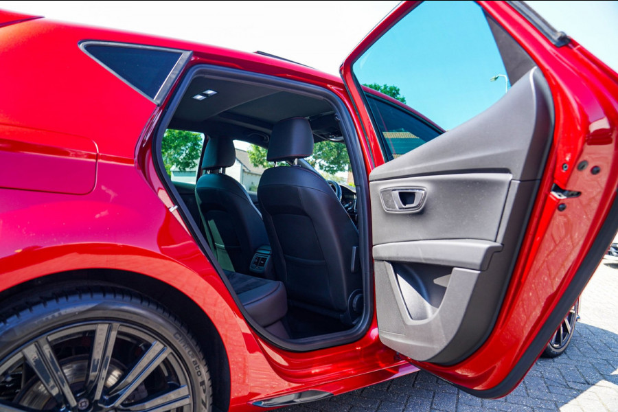 Seat Leon ST 1.8 TSI FR Business Intense | Panorama dak | Stoelverwarming | Apple Carplay | Seat Sound