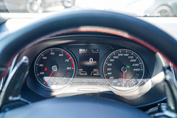 Seat Leon ST 1.8 TSI FR Business Intense | Panorama dak | Stoelverwarming | Apple Carplay | Seat Sound