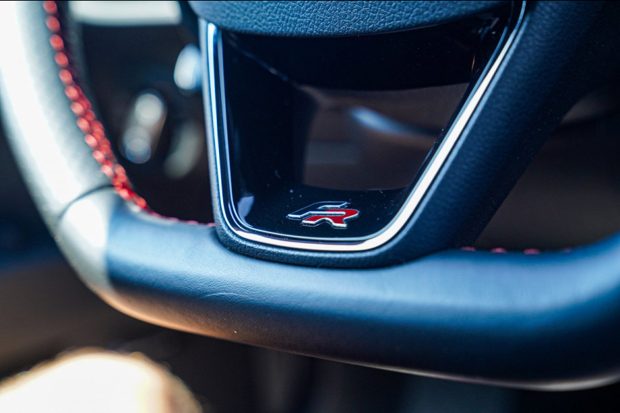 Seat Leon ST 1.8 TSI FR Business Intense | Panorama dak | Stoelverwarming | Apple Carplay | Seat Sound