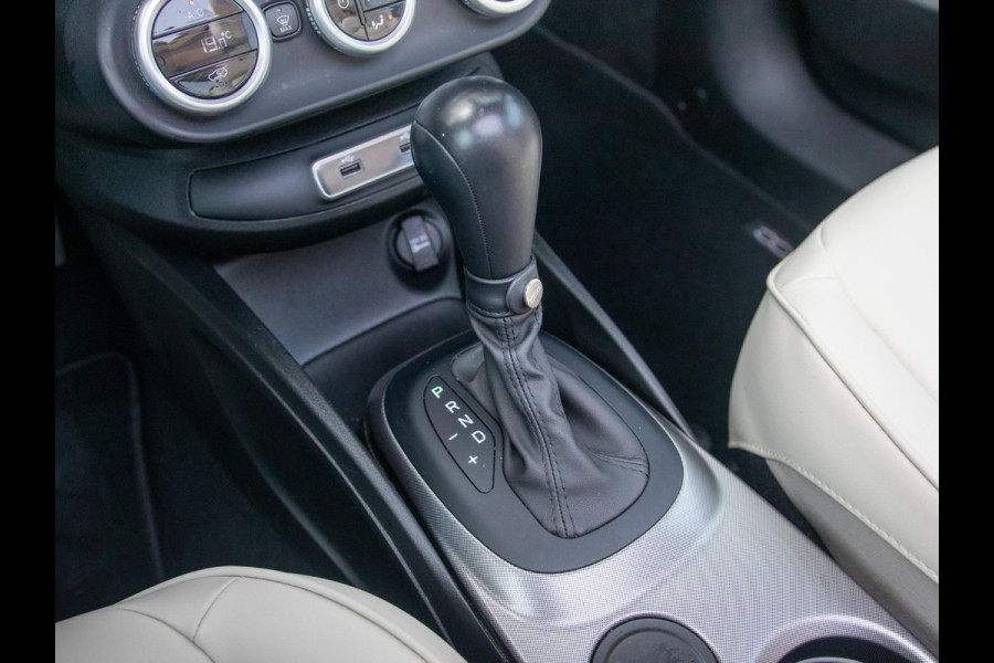 Fiat 500X 1.5 Hybrid Dolcevita Special Edition Cabrio | Automaat | Pack ADAS | Clima | Adapt. Cruise | 18" | Apple Carplay | Keyless | BSM | Leder