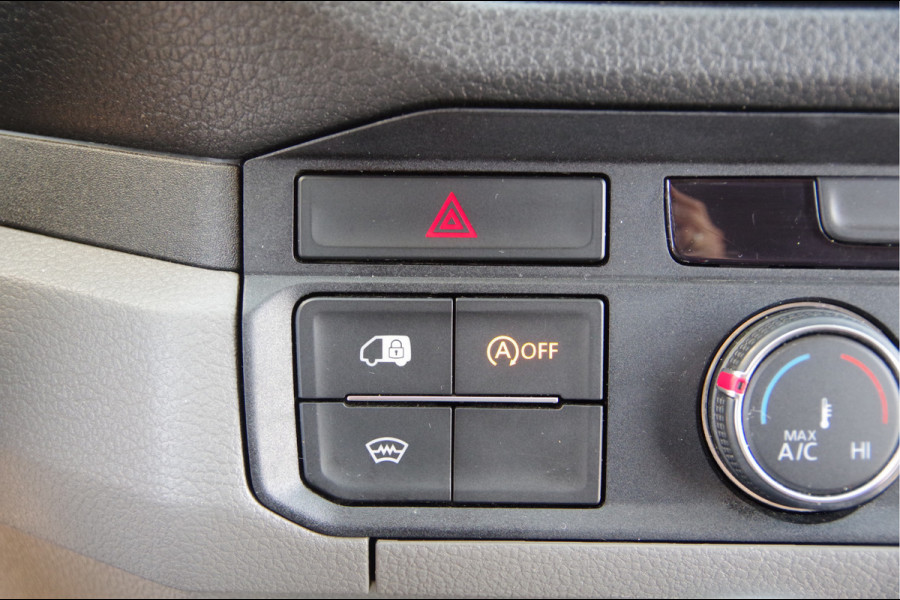 Volkswagen Crafter 35 2.0 TDI L3H3(L2H2) EURO6! 3-ZITS, 140PK, TREKHAAK, 18'' LMV, CRUISE, AIRCO, PARKEERSENSOREN