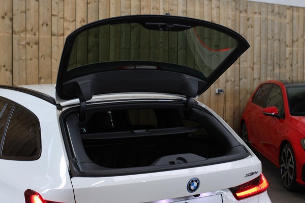 BMW 3 Serie Touring 330e M-Sport *Facelift*Camera*Led*Adaptieve cruise*DAB*