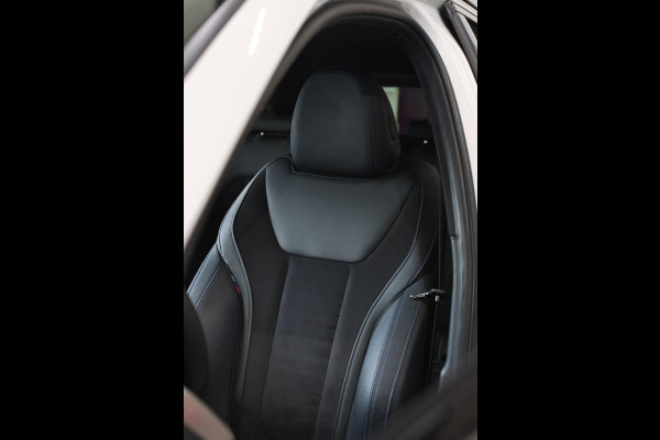 BMW 3 Serie Touring 330e M-Sport *Facelift*Camera*Led*Adaptieve cruise*DAB*