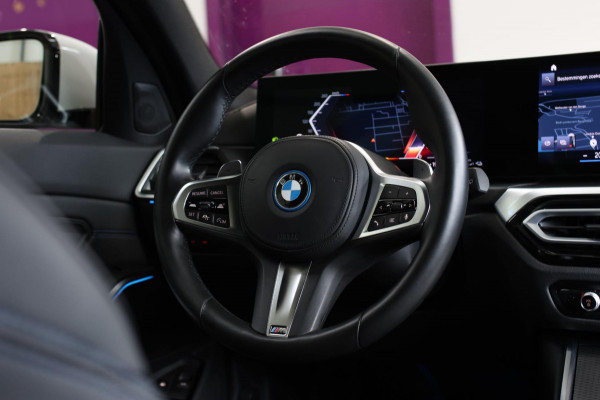 BMW 3 Serie Touring 330e M-Sport *Facelift*Camera*Led*Adaptieve cruise*DAB*