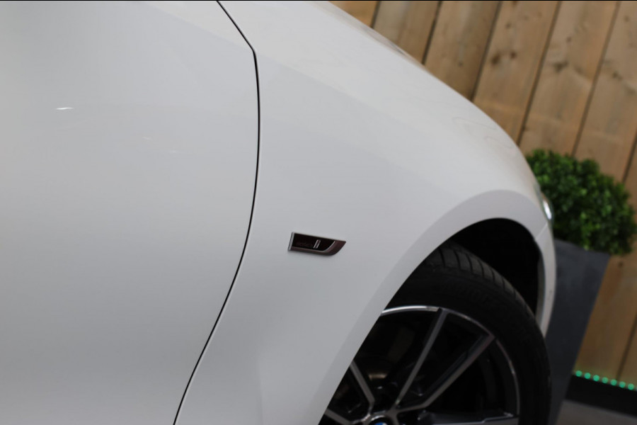 BMW 3 Serie Touring 330e M-Sport *Facelift*Camera*Led*Adaptieve cruise*DAB*