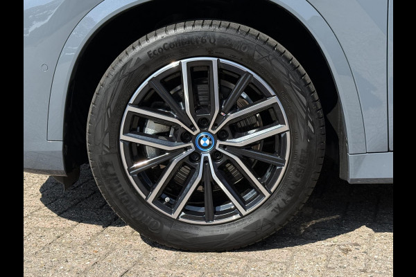BMW X1 xDrive25e M SPORT | PANORAMA | TREKHAAK | LEDER | HEAD UP | ELEKTR. STOELEN |