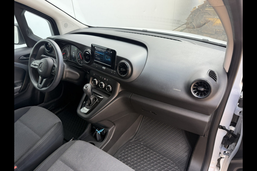 Mercedes-Benz eCitan 112 51kWh L2 284 WLTP 98% (SOH) Camera MBUX Trekhaak 75kW Snelladen Apple Carplay Cruise Control