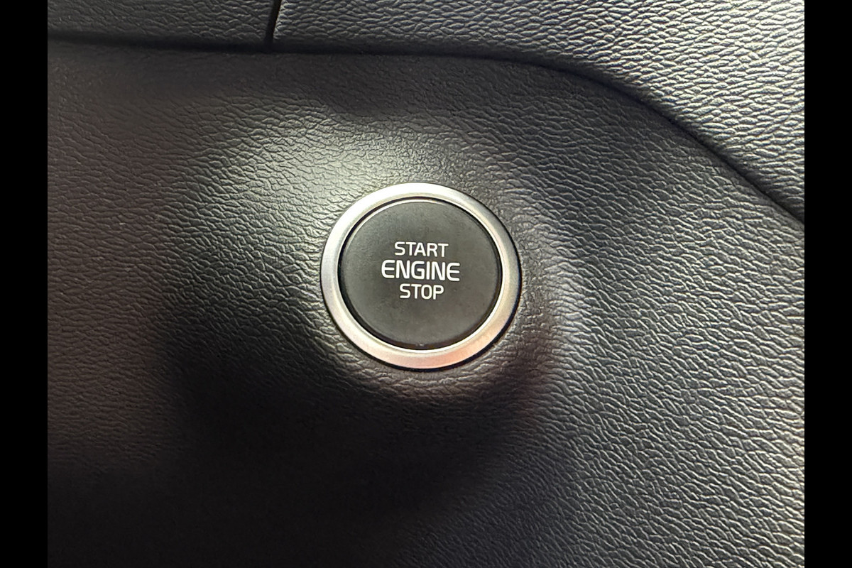 Volvo XC40 BWJ 2022 | 1.5 130PK T2 Momentum Core | TREKHAAK | CAMERA A | CLIMA | NAVI | PDC | CARPLAY |