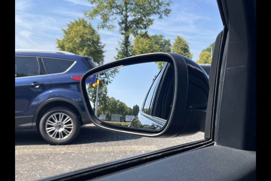 Ford Kuga 1.5 EcoBoost ST-Line X 150pk/110kW 6-bak