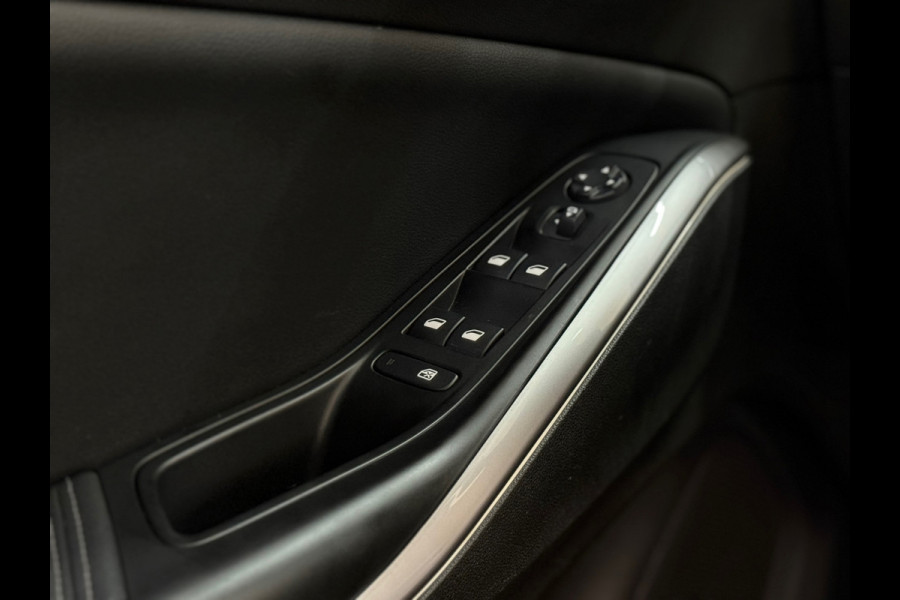 Opel Grandland 1.6 Turbo Plug-In Hybrid Ultimate| IntelliLux Matrix LED |ACC|Leder|Navi|Stoel verkoeling/verwarming 360° Camera |