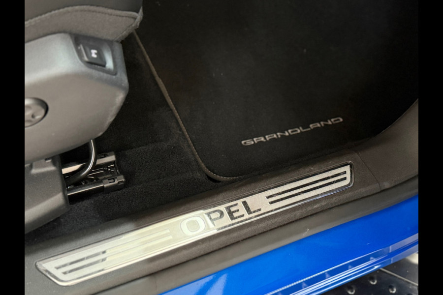 Opel Grandland 1.6 Turbo Plug-In Hybrid Ultimate| IntelliLux Matrix LED |ACC|Leder|Navi|Stoel verkoeling/verwarming 360° Camera |