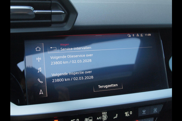 Audi A3 Sportback 35 TFSI S edition | Panoramadak | Bang & Olufsen | Trekhaak | Apple Carplay | Parkeersensoren |