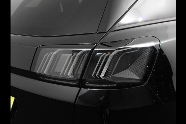 Peugeot 3008 1.2 PureTech 130 pk Automaat Allure Pack Business Stoelverwarming voor Climate control Achteruitrij camera Elektrische bedienbare achterklep LED Apple Carplay/ Android Auto Parkeersensoren Cruise control