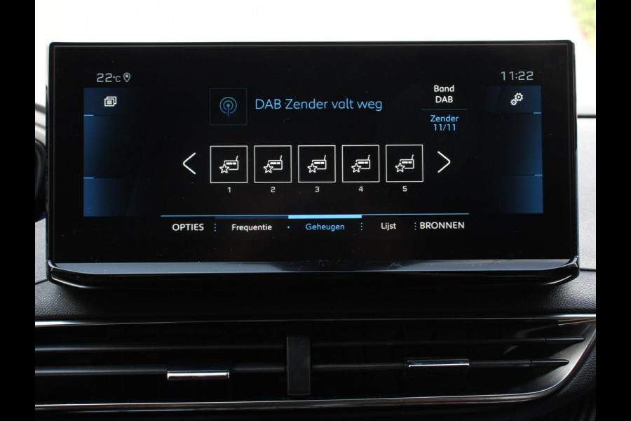 Peugeot 3008 1.2 PureTech 130 pk Automaat Allure Pack Business Stoelverwarming voor Climate control Achteruitrij camera Elektrische bedienbare achterklep LED Apple Carplay/ Android Auto Parkeersensoren Cruise control