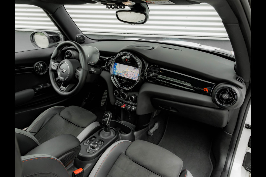 MINI 3-deurs 2.0 Cooper S Rockingham GT Edition - JCW-Trim - Pano - ACC - Harman Kardon