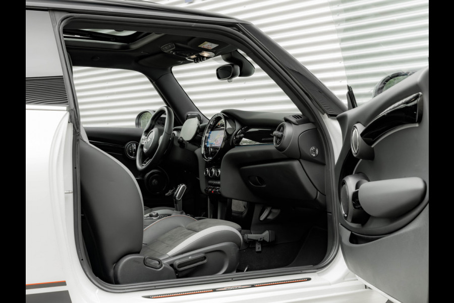 MINI 3-deurs 2.0 Cooper S Rockingham GT Edition - JCW-Trim - Pano - ACC - Harman Kardon