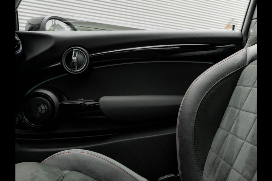 MINI 3-deurs 2.0 Cooper S Rockingham GT Edition - JCW-Trim - Pano - ACC - Harman Kardon