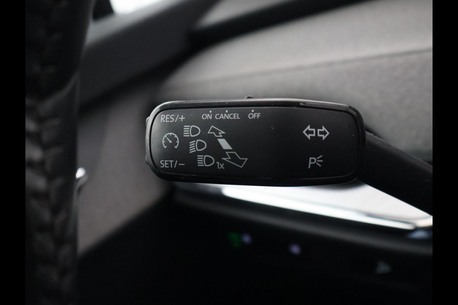 Škoda ENYAQ iV 80 204 PK SOH 89,42% + WEGKL. TREKHAAK | SFEERVERL | STANDKACHEL | CAMERA | STUURWIELVER. | CARPLAY