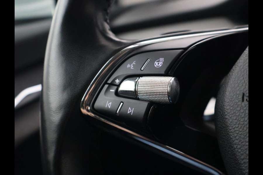 Škoda ENYAQ iV 80 204 PK SOH 89,42% + WEGKL. TREKHAAK | SFEERVERL | STANDKACHEL | CAMERA | STUURWIELVER. | CARPLAY