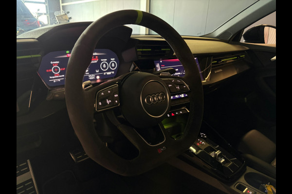 Audi 2.5 TFSI RS3 quattro 2.5 TFSI RS3 quattro HULK|KERAMISCH|PPF|PANO|Hud|B&O