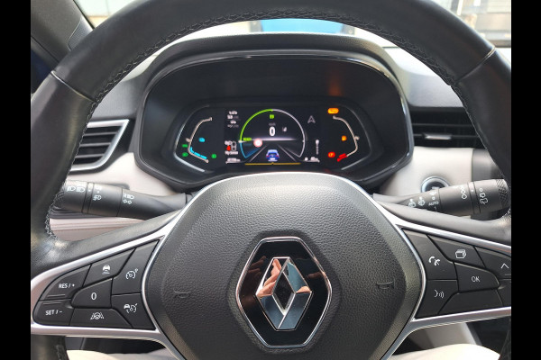 Renault Clio 1.6 E-Tech Hybrid 140 Initiale Paris | HEV | Leder | Blindspot | 360 Cam | stuur/stoel verwarming |