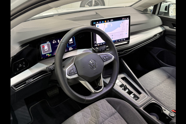 Volkswagen Golf Variant 1.5 eTSI 150pk DSG Style | Pano dak