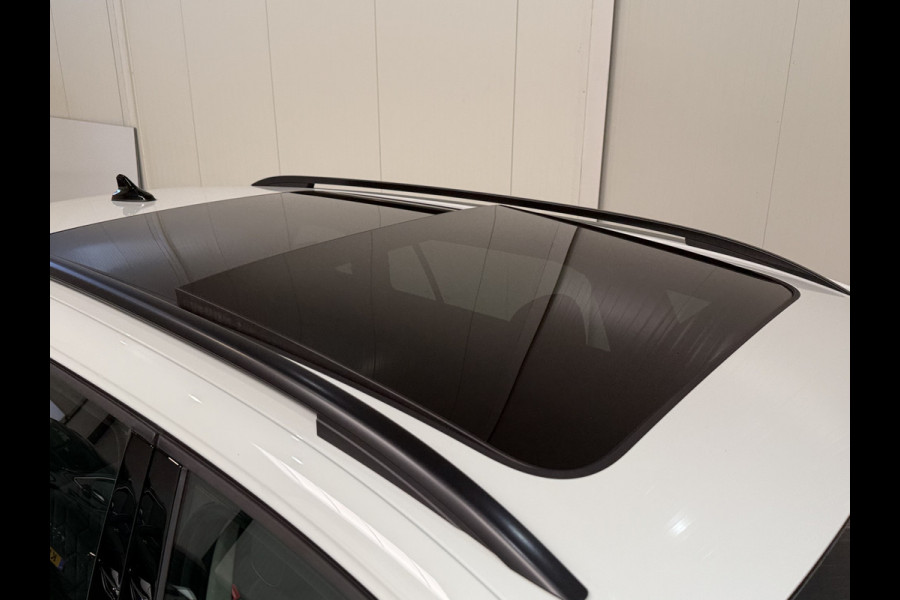 Volkswagen Golf Variant 1.5 eTSI 150pk DSG Style | Pano dak